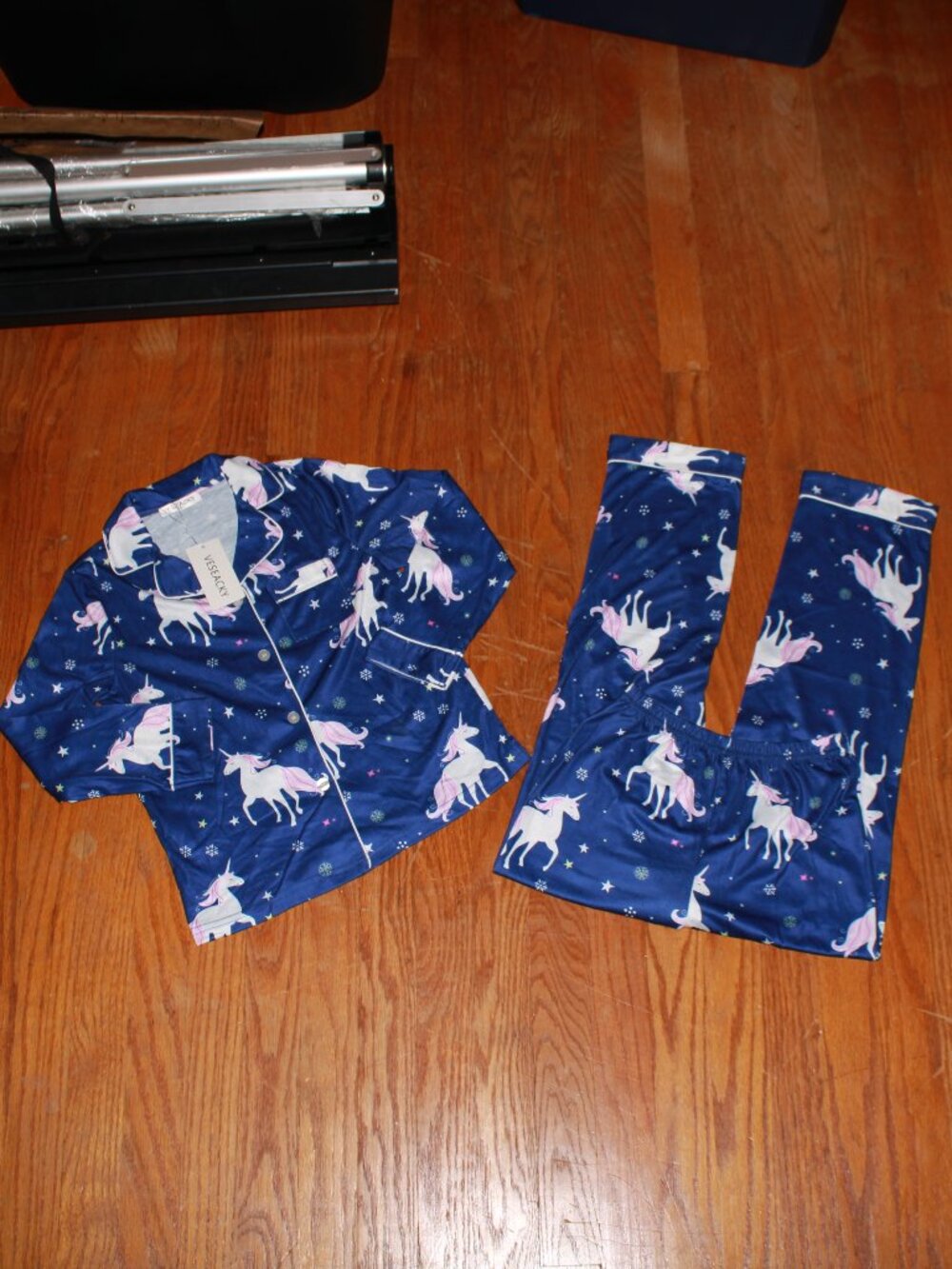 Veseacky Unicorn Winter Print 2pc. Pajama Set